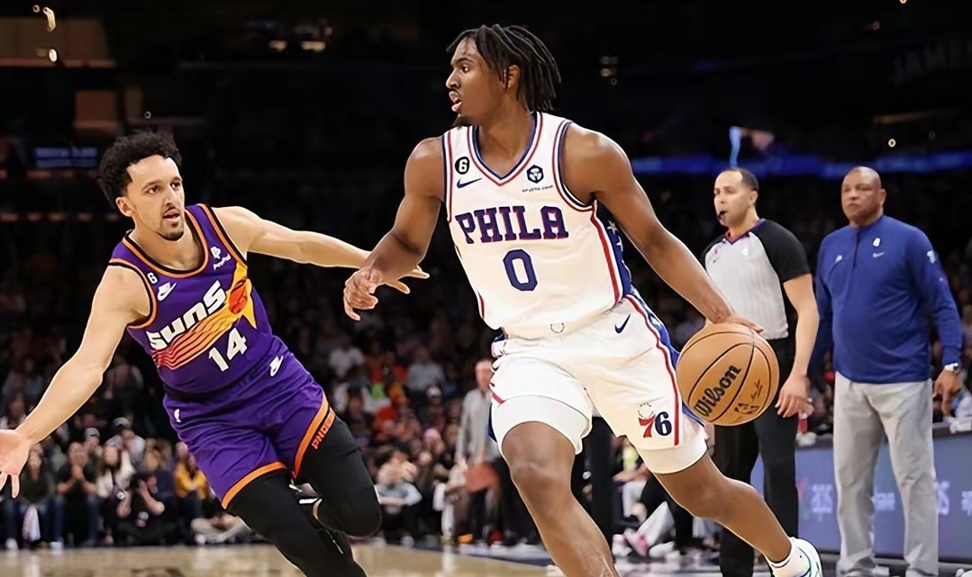 爱游戏体育官网-离谱！阿斯顿维拉围绕欧篮联豪取连胜费城76人赛后调整名单，赛前菲尼克斯太阳调整名单以备荷甲